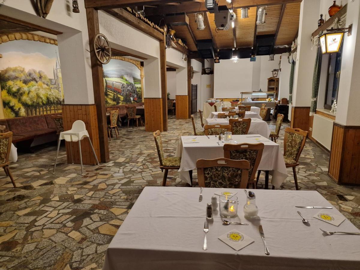 Gasthof Zum Baren Hotel Gernrode  Exterior photo